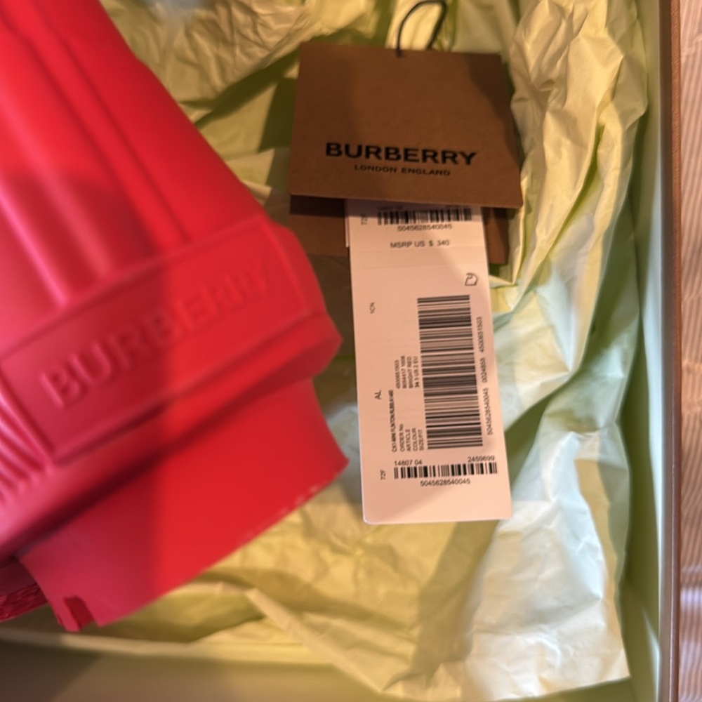 Brand new Burberry Kids rain boots unisex - Picture 4 of 6